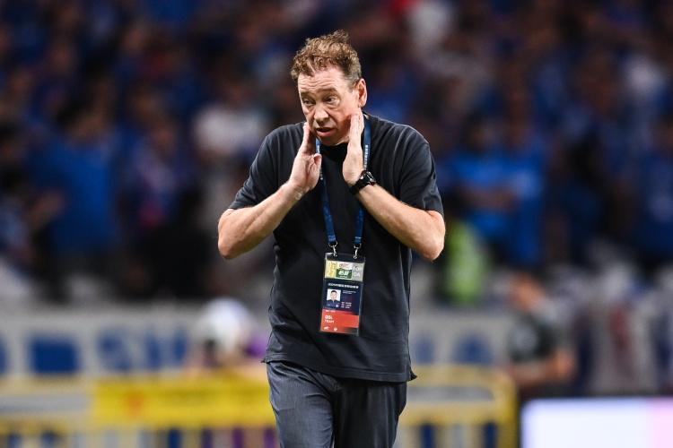 记者谈申花：在中下游队伍身上丢太多分，破低位防守没有太多办法